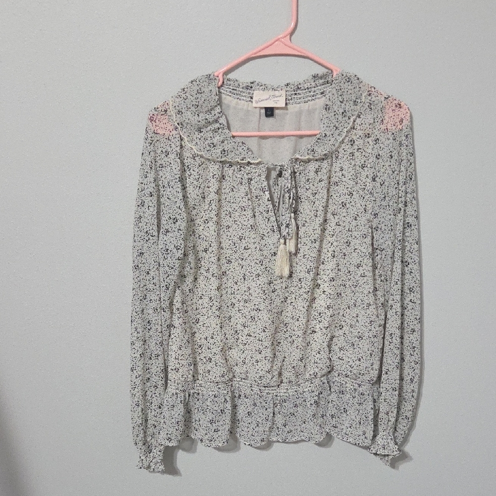 Universal Thread Gray Ruffled Blouse With Peter P… - image 1